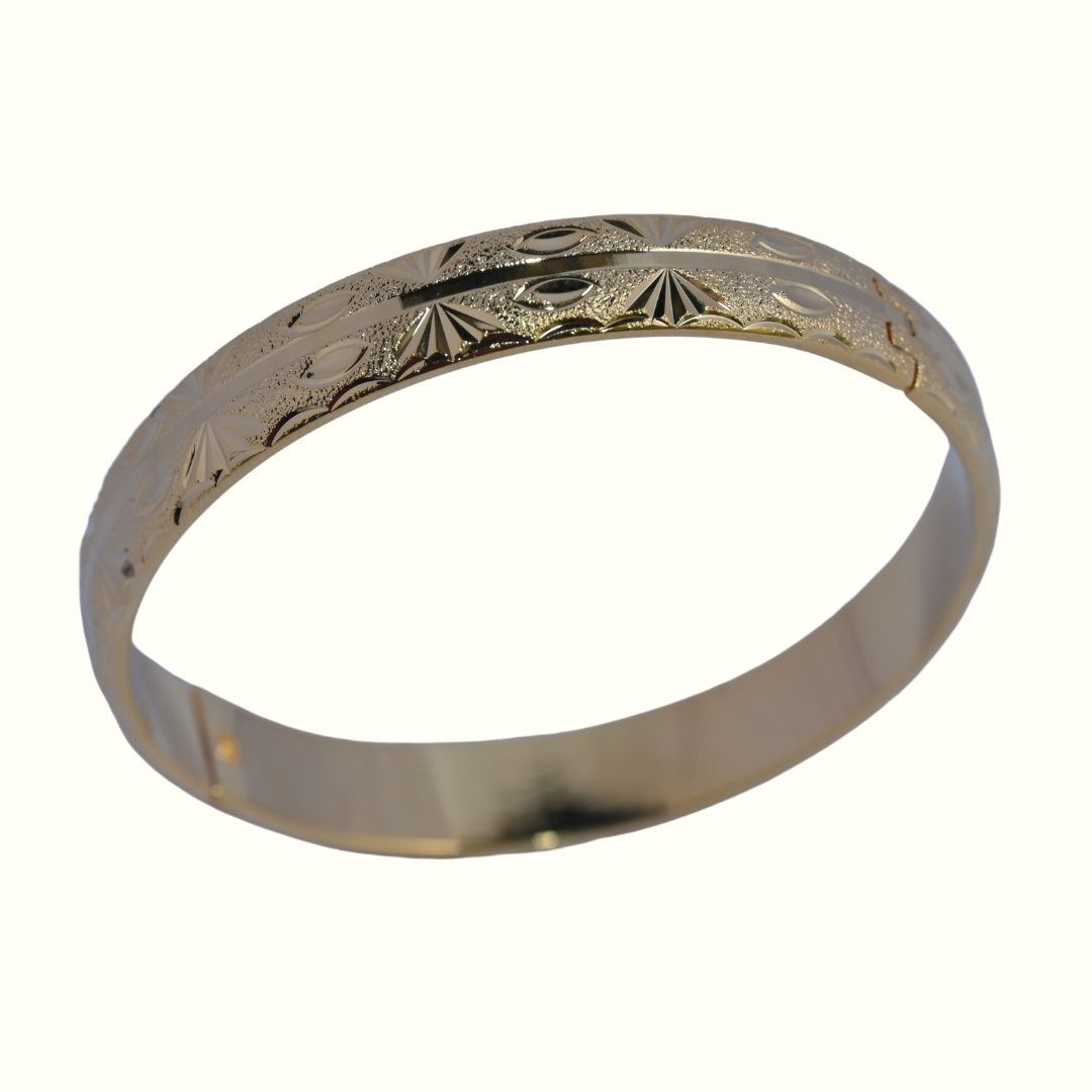 Ethereal Bloom Engraved Bangle (72)